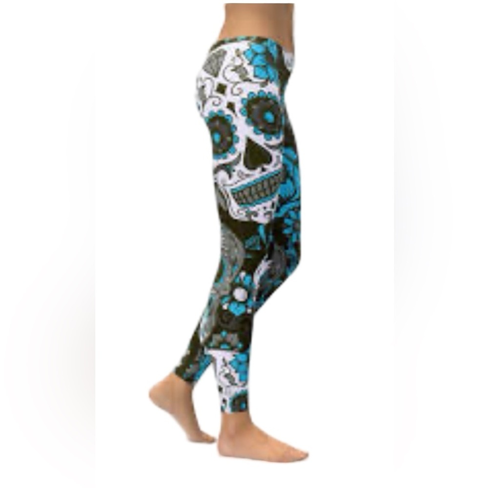 GEAR BUNCH Blue Sky SUGAR SKULL LEGGING Yoga Pant Women’s Size Medium.